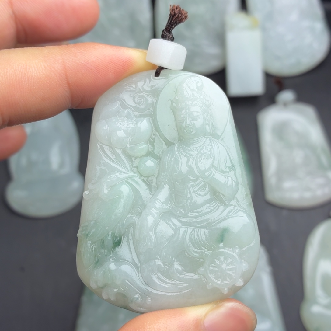 定制翡翠未镶嵌观音