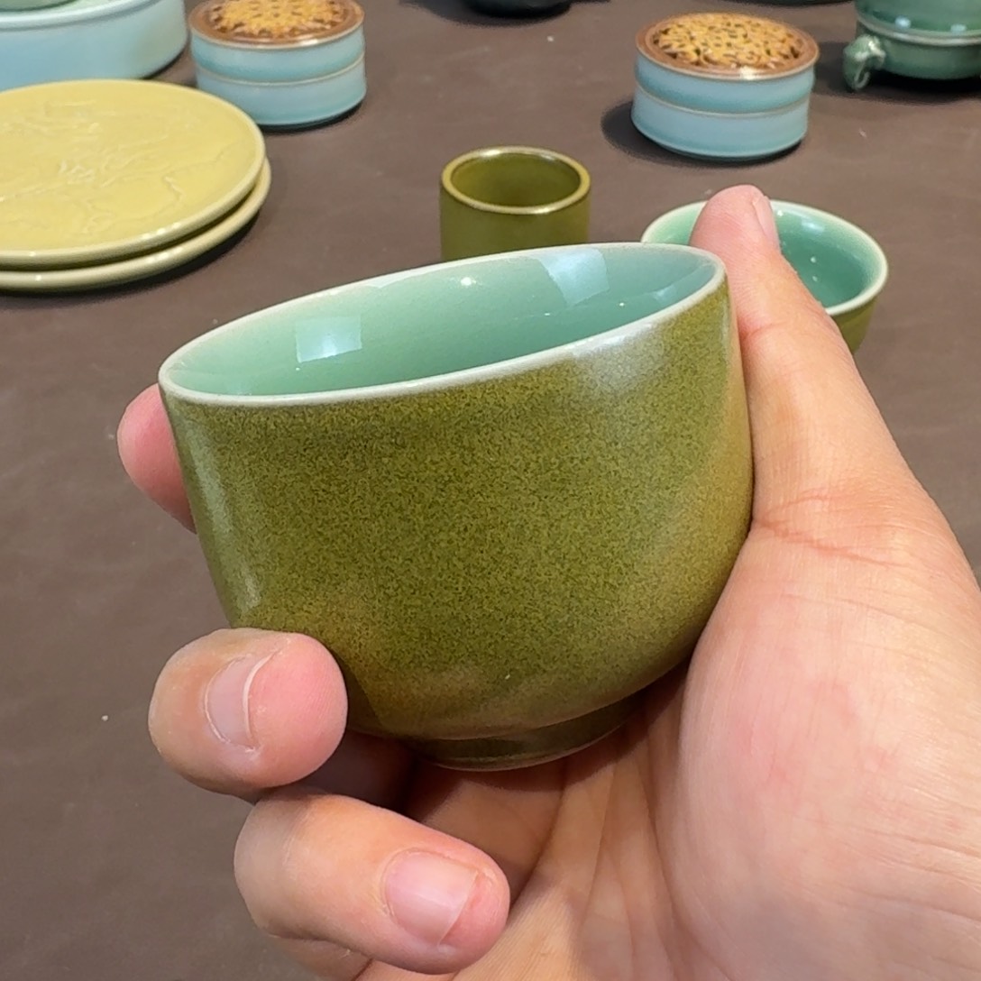 杯龙泉青瓷茶器微瑕