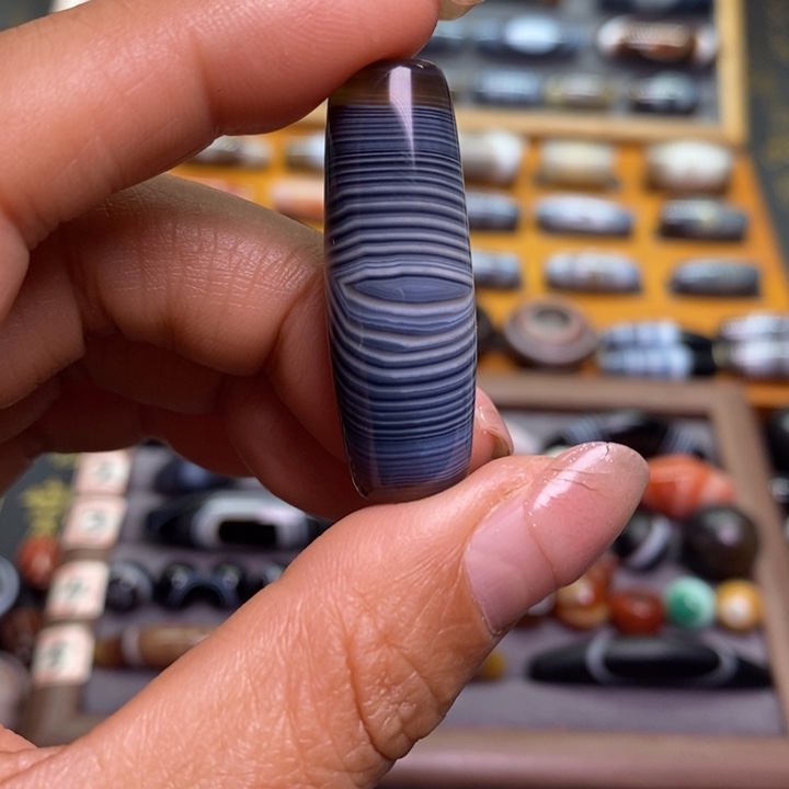 未镶嵌玛瑙/玉髓珠宝半成品鼓**?