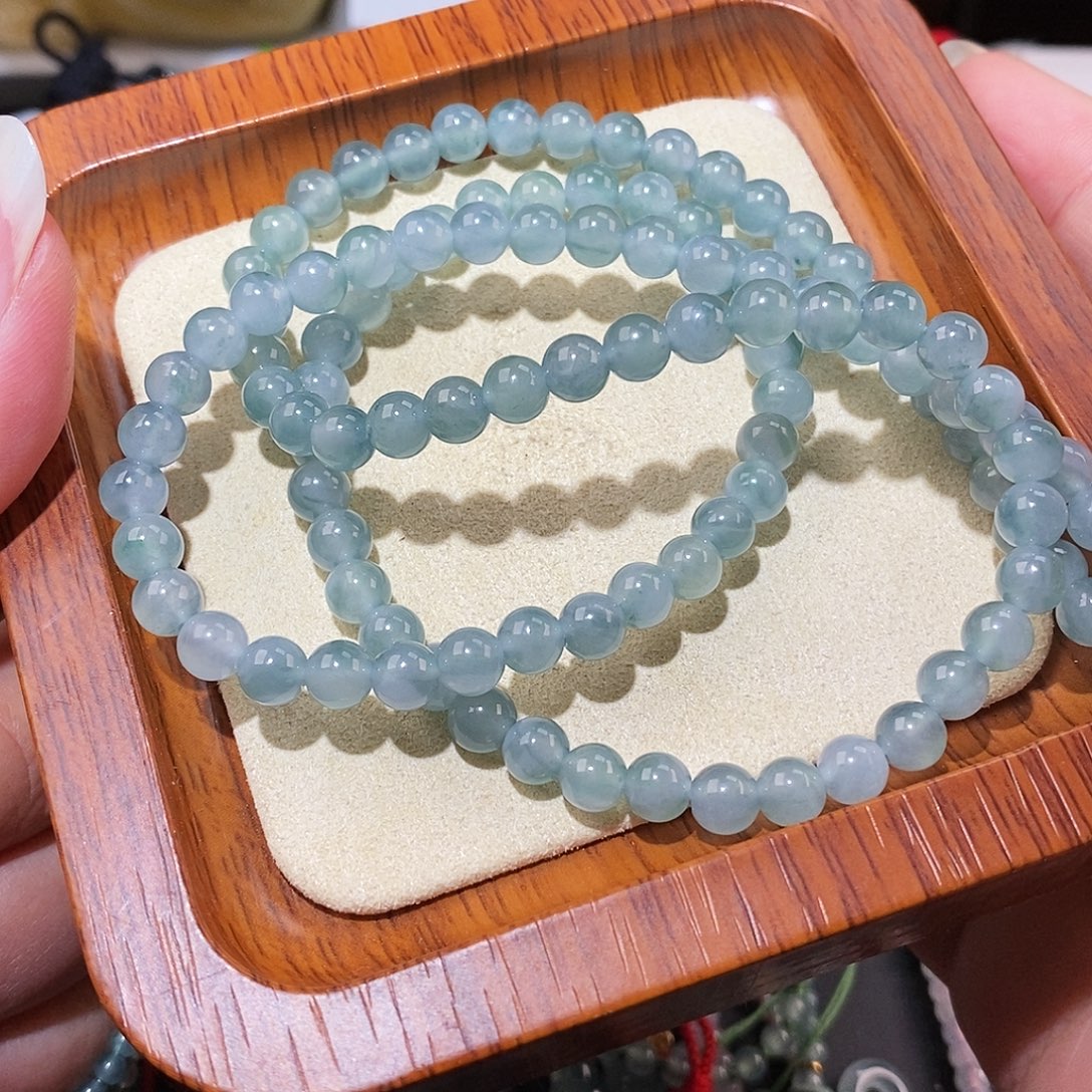 ****天翡翠未镶嵌颈饰珠串