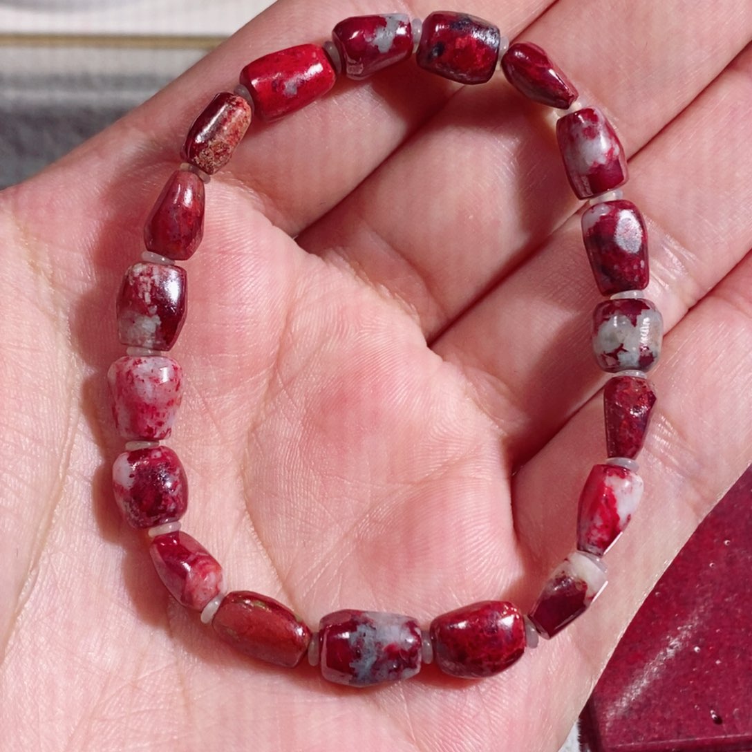 天然辰砂原矿随形手串