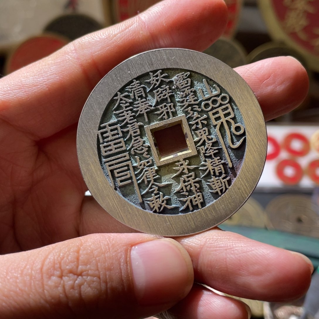 铜现代仿制工艺品