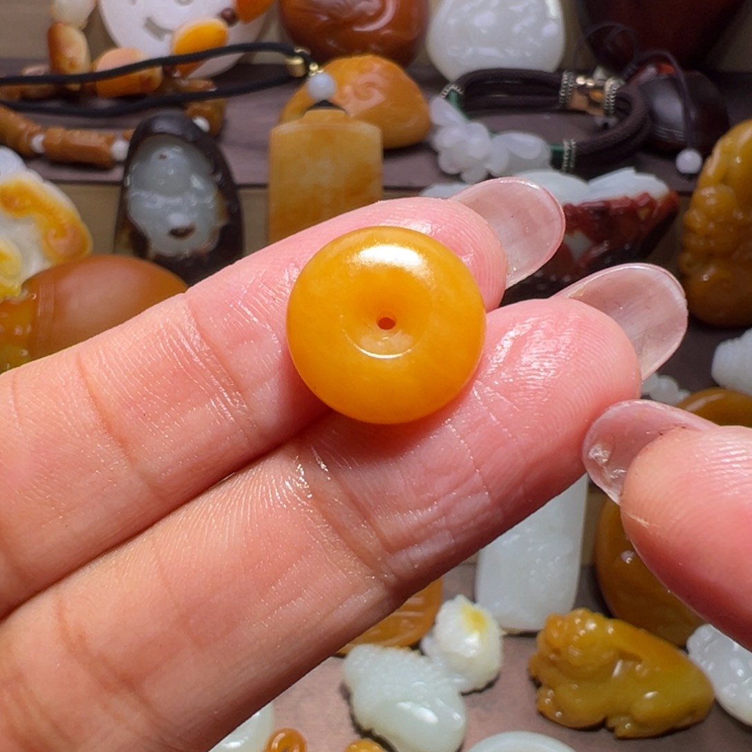 和田玉挂件未镶嵌