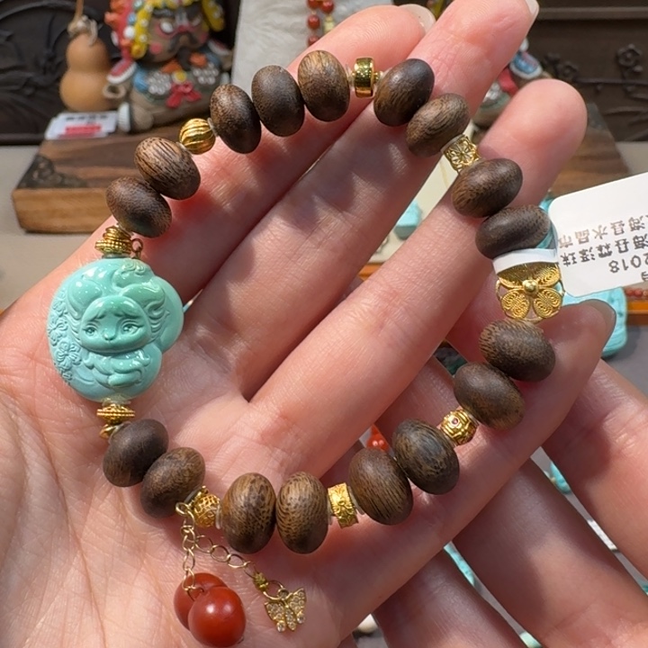 绿松石18K金镶嵌手串