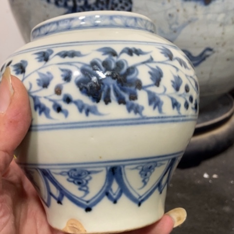杯厚**物我们的士人在此等候