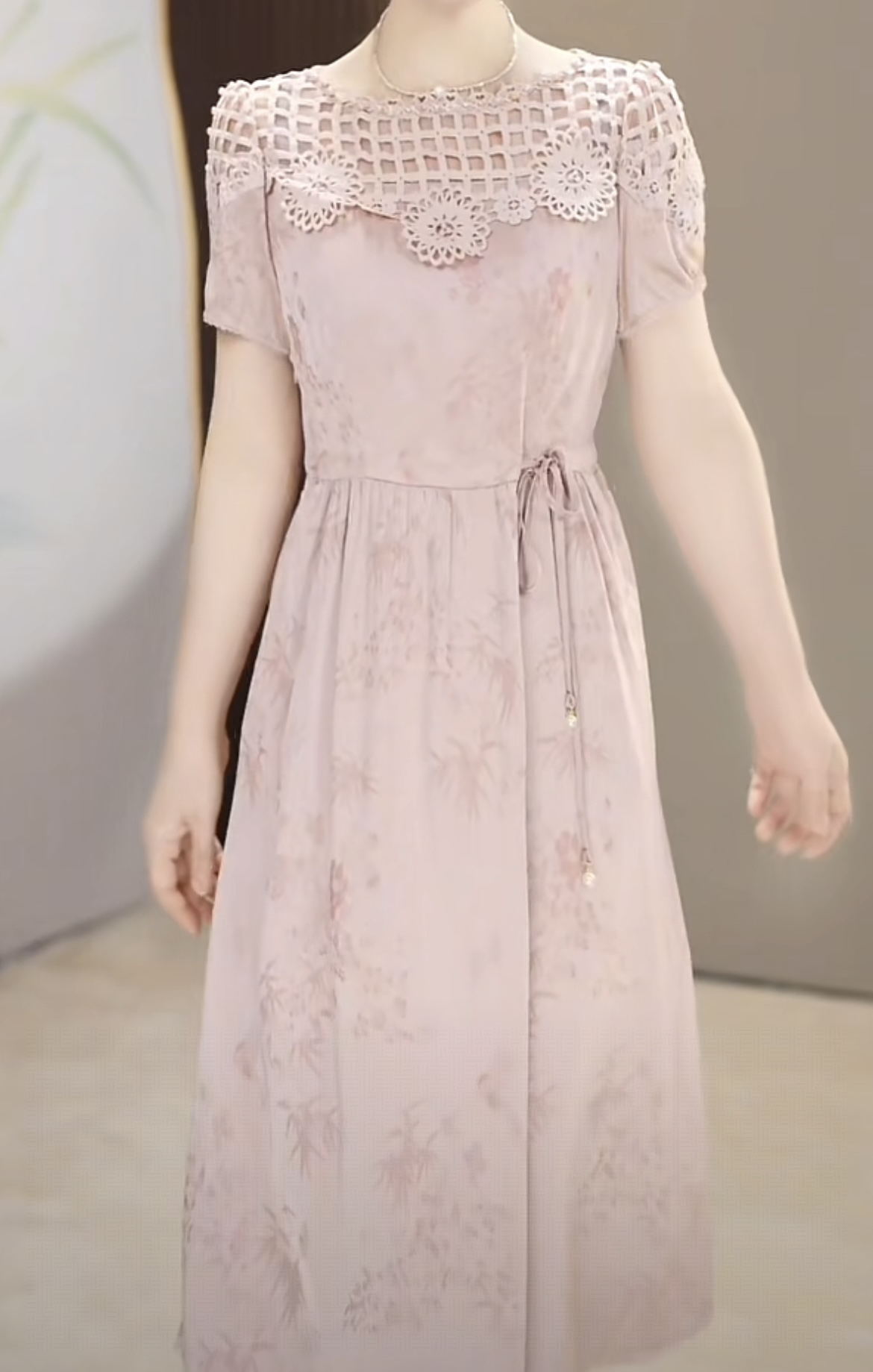 A0695夏季高腰显瘦气质时尚减龄连衣裙