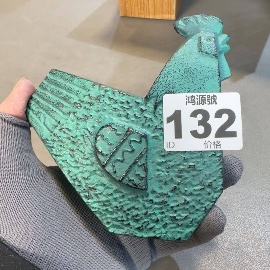 沃***霸铁中古美术装饰工艺品