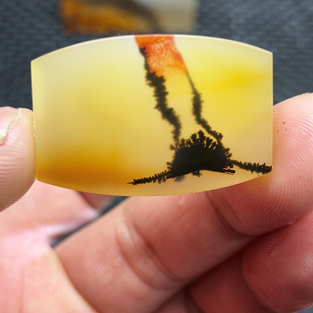 海***洋玛瑙/玉髓未镶嵌珠宝半成品