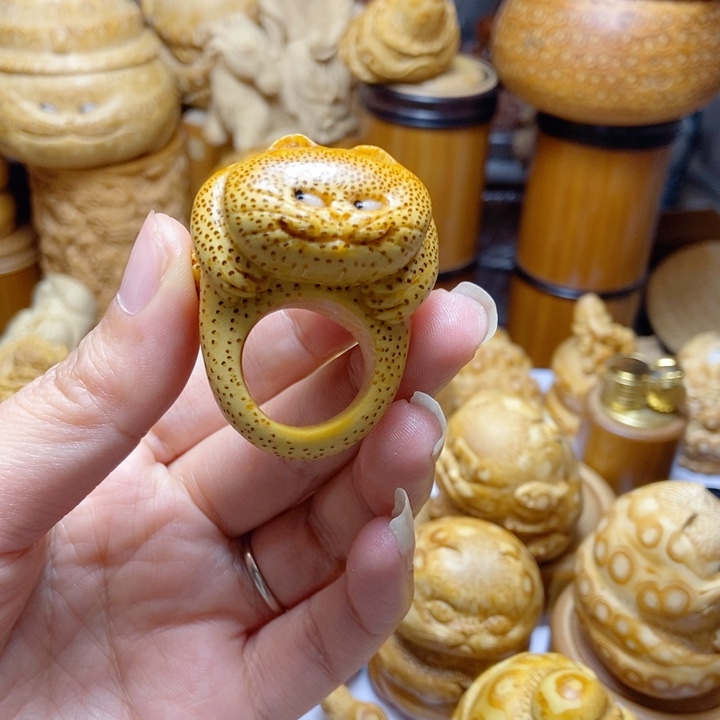 m***e竹纯手工雕刻竹根猫