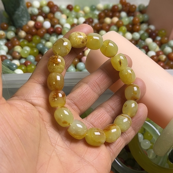 合金蛇纹石玉颈饰