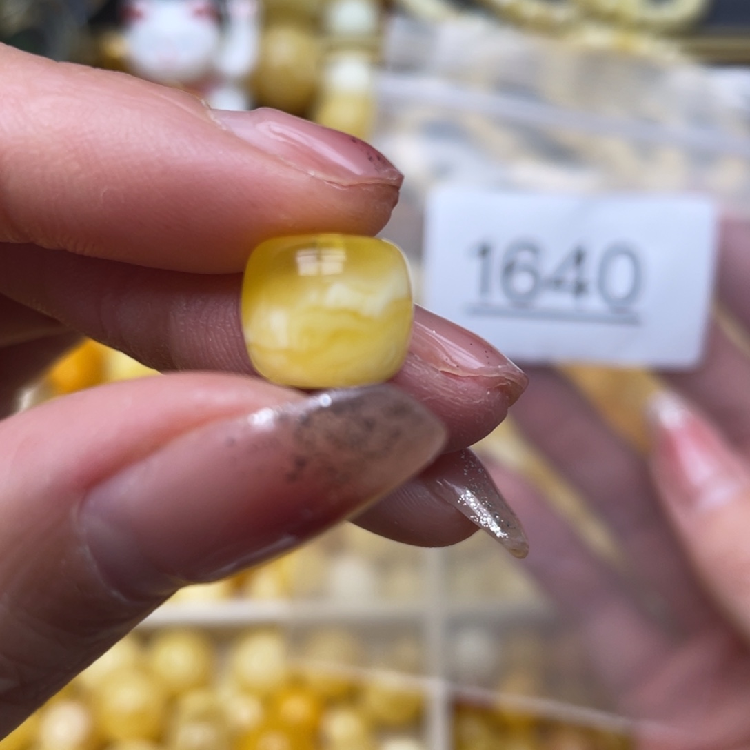 蜜蜡珠宝奇石未镶嵌11.6