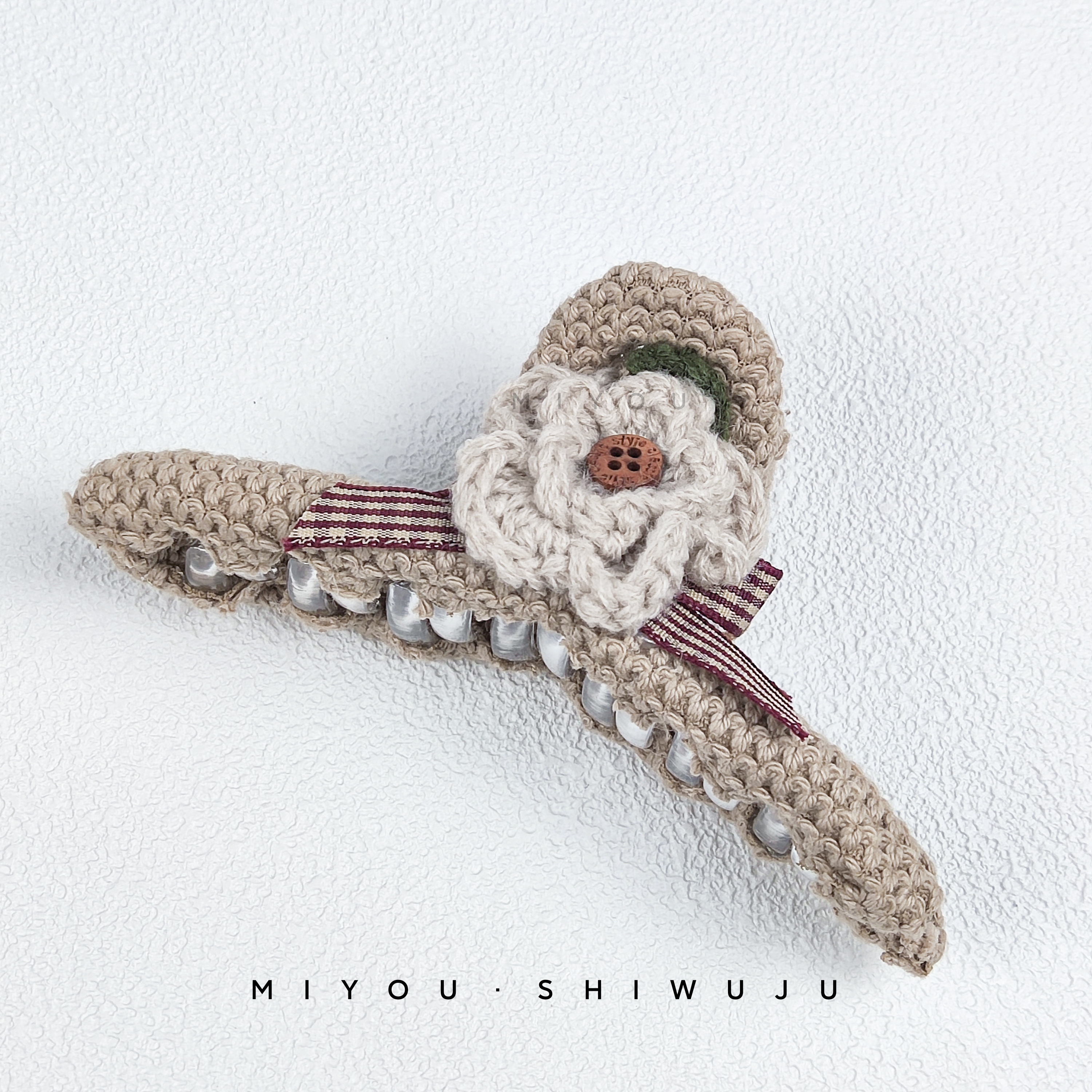 卡其色小花毛线抓夹可爱甜美简约