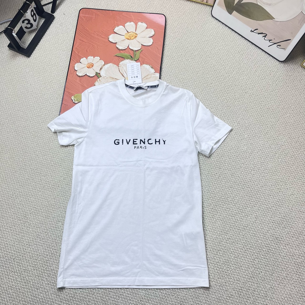 99新 Givenchy/纪梵希 Givenchy 白色 短袖 99新 XS码 A4723