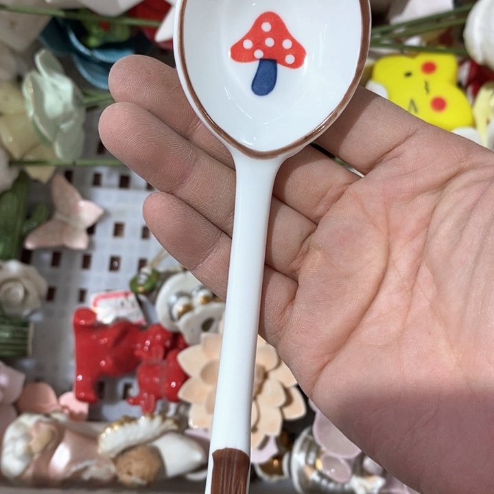 摆件陶瓷树脂材料