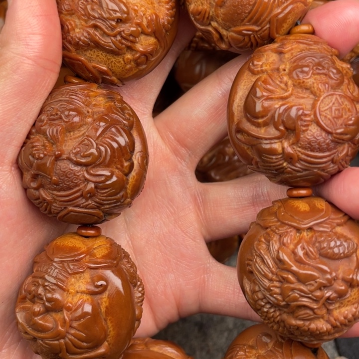 小***子橄榄核吊坠橄榄核