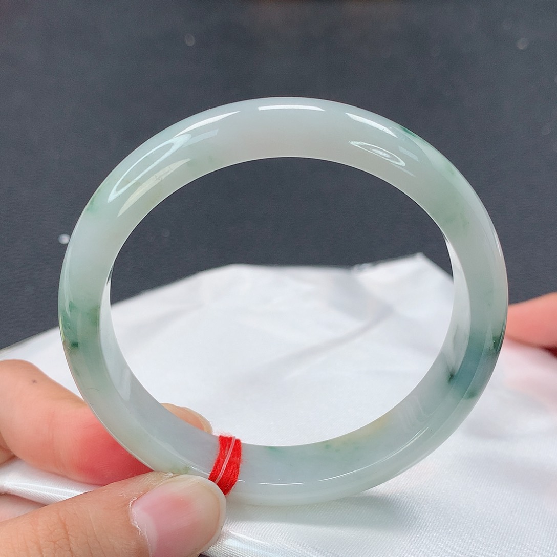 翡翠手镯未镶嵌正圈58.7 翡翠手镯144