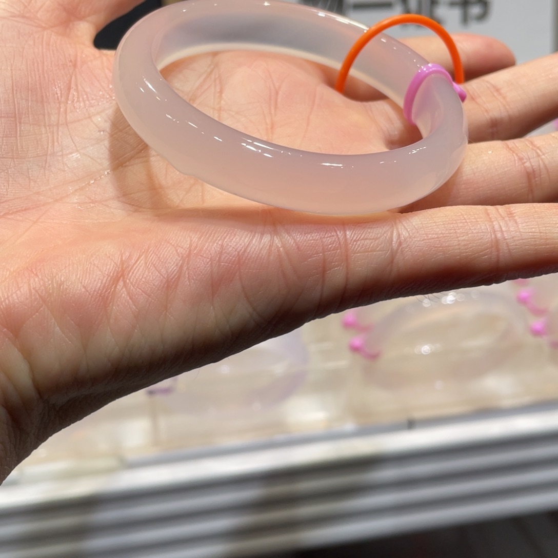 歪***魚玛瑙/玉髓未镶嵌手镯@定向荔枝冻@【55】