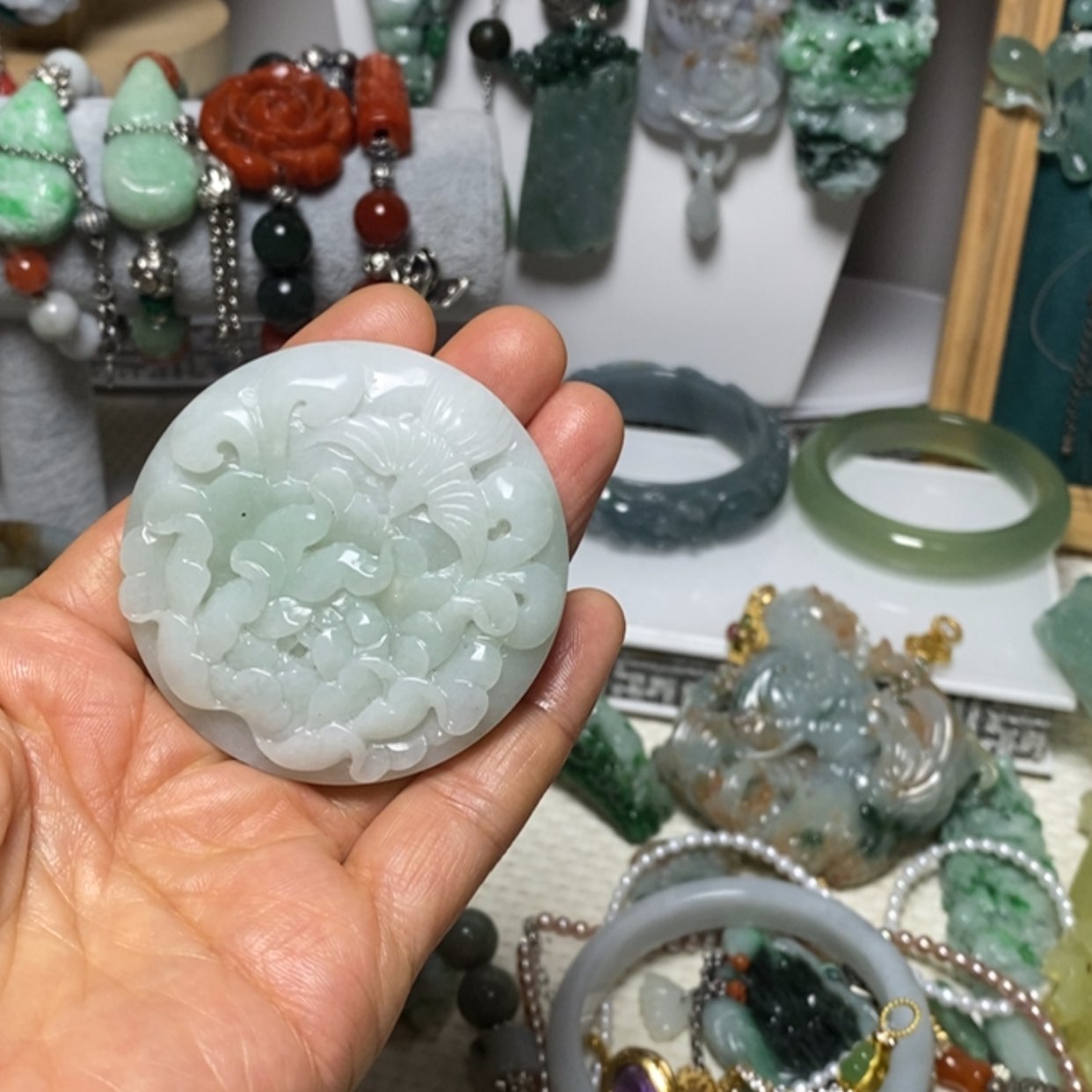 【闪购商品】蛇纹石玉吊坠未镶嵌