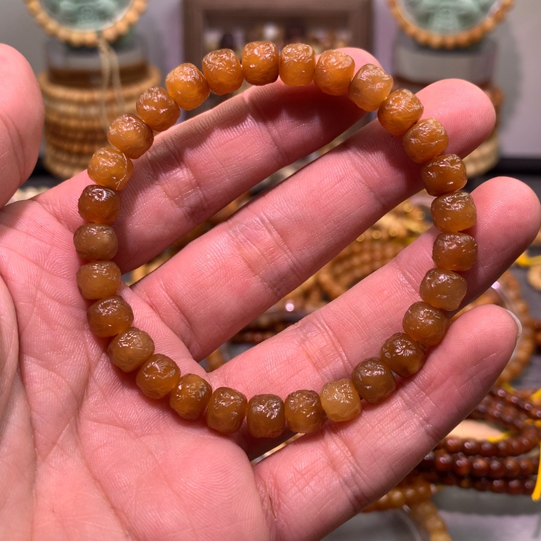 星月菩提吊坠大**?8×7蜜枣单圈