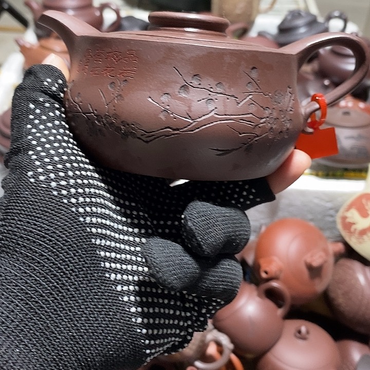 紫砂茶壶微瑕微笑