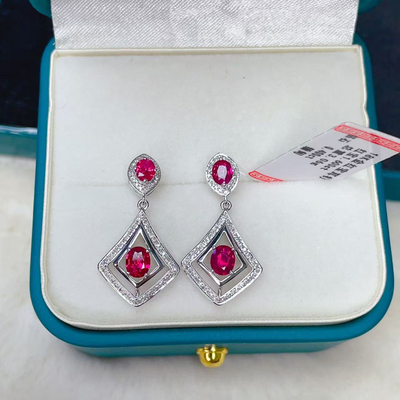 18K金天然红宝石耳饰主石1.6ct气质百搭精致红色 Y128862