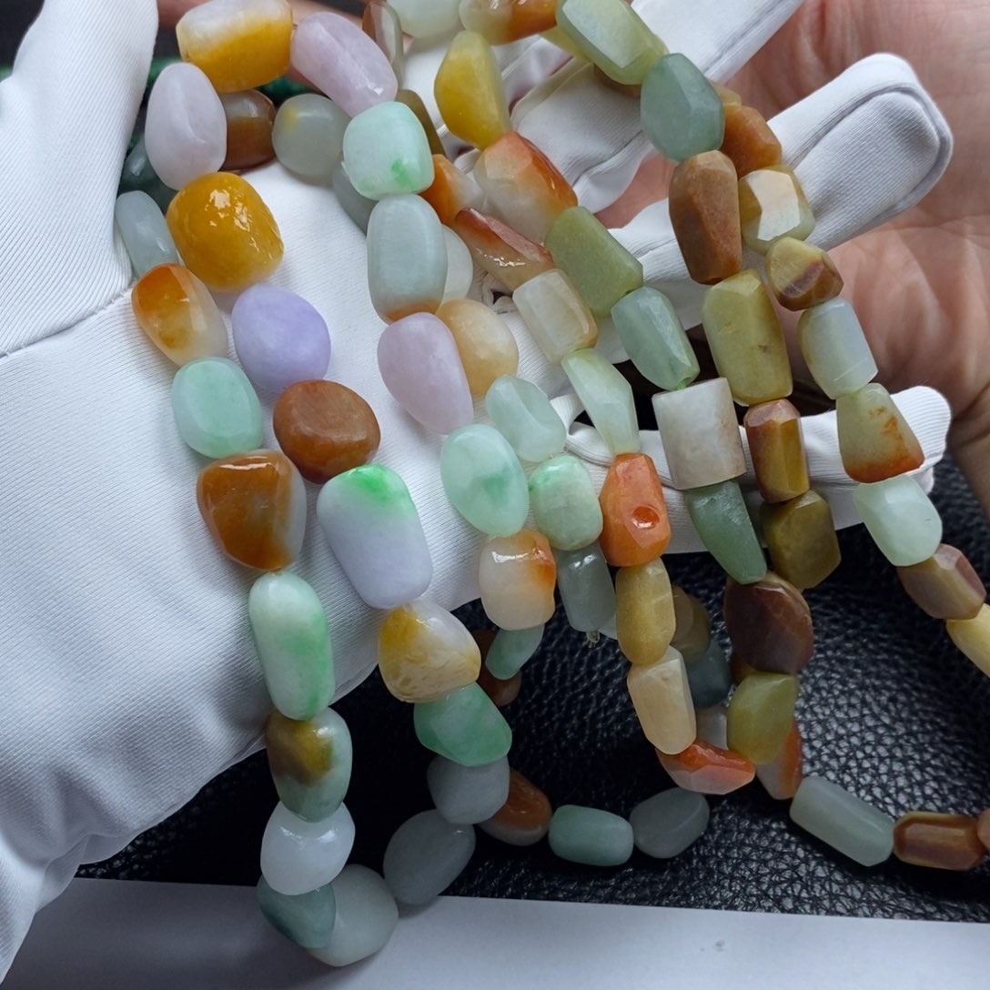 定制翡翠未镶嵌玉****）