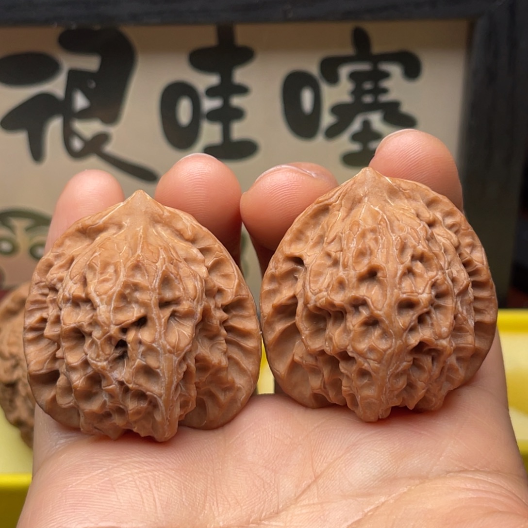 擦****文玩核桃吊坠38野生