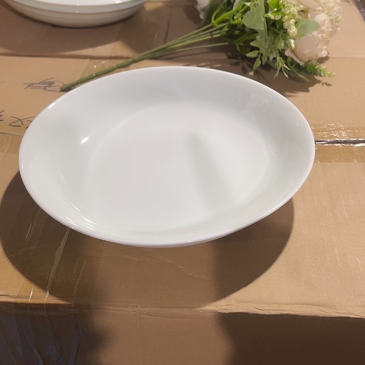 瓷片玉泥青瓷八英寸双线条深盘一个，包邮