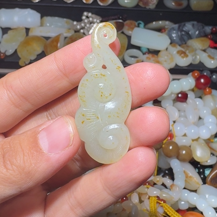 和田玉未镶嵌吊坠(不含链)