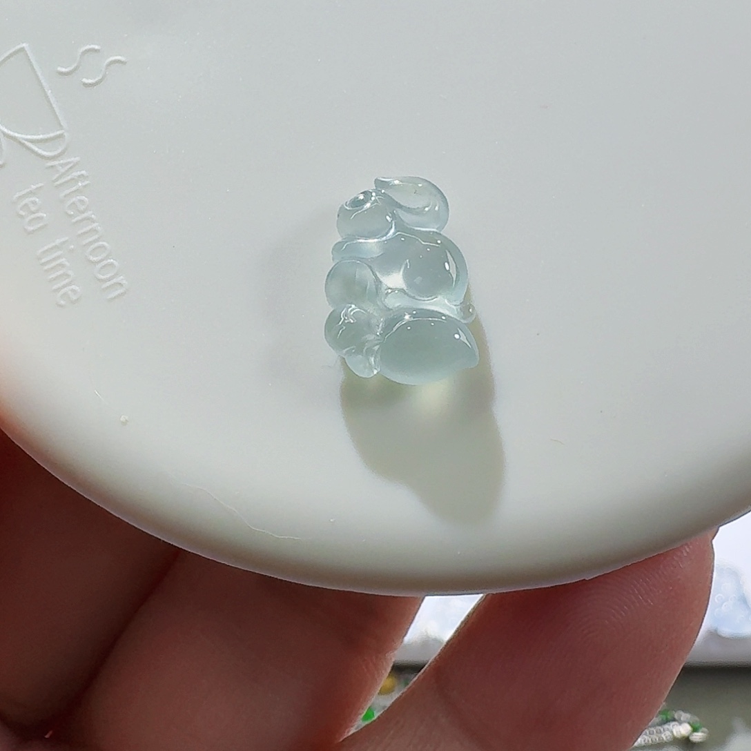 翡翠颈饰未镶嵌裸石