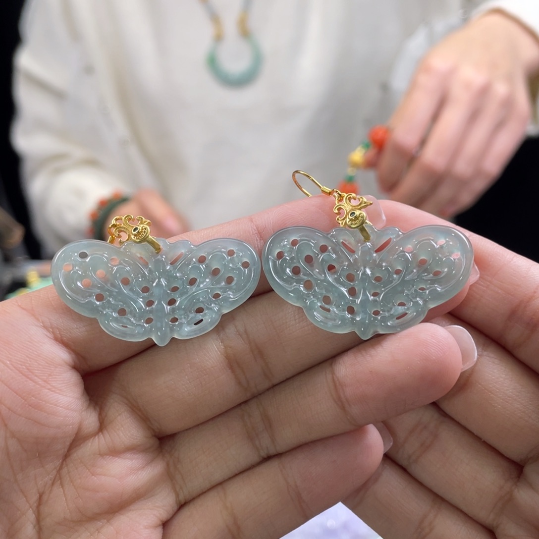 翡翠颈饰未镶嵌代编织