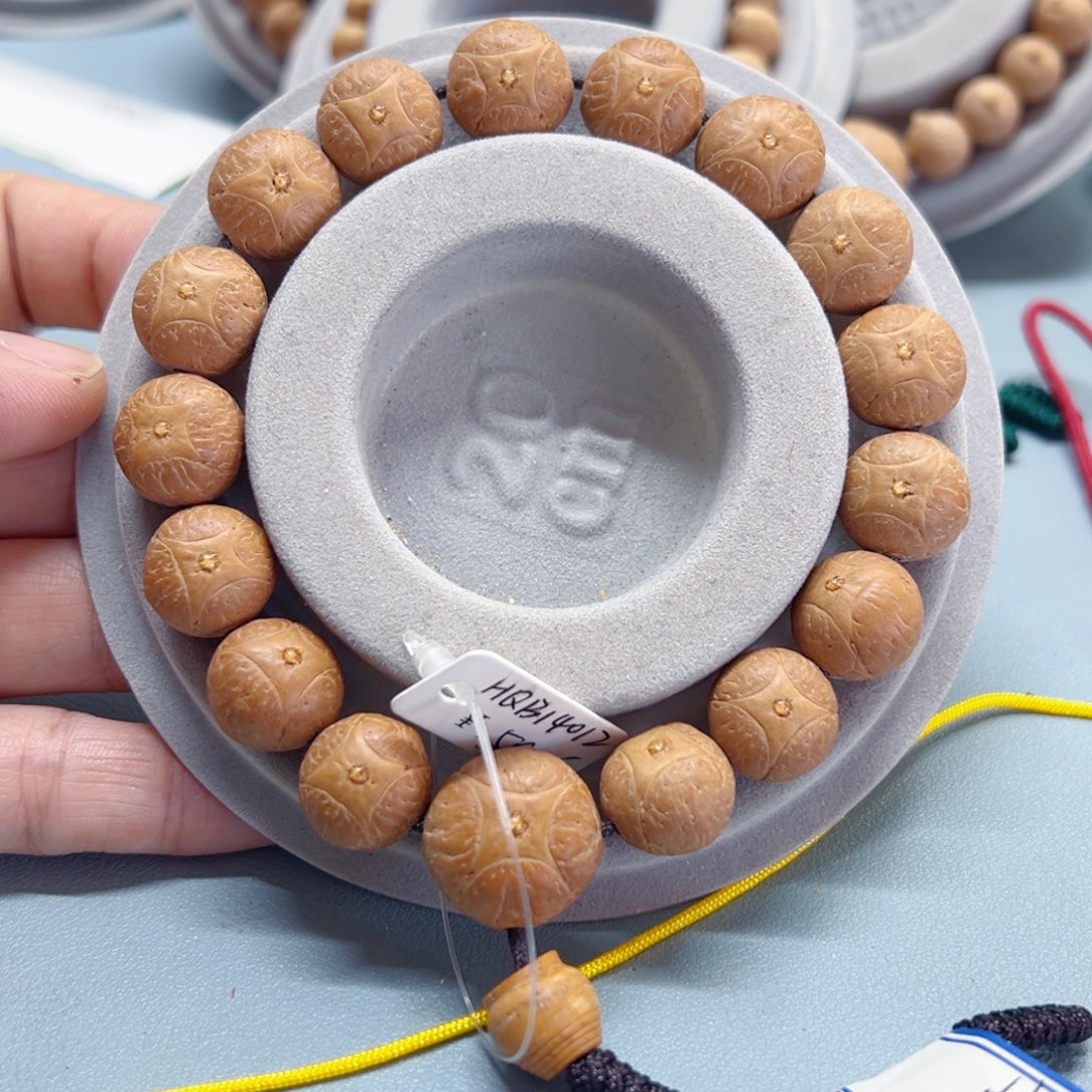 凤眼菩提手串14麒麟秒杀81@14012