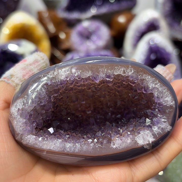 紫晶大型摆件（非配饰）未镶嵌