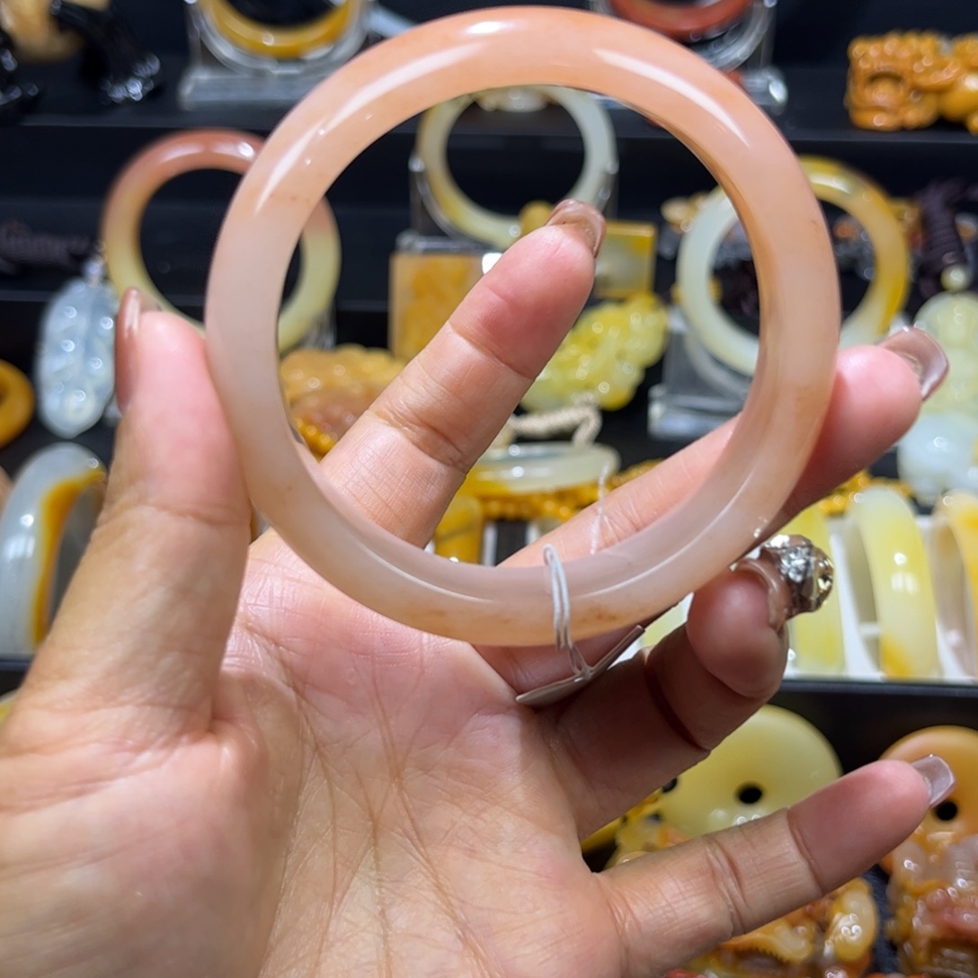 石英质玉（黄龙玉）未镶嵌手镯