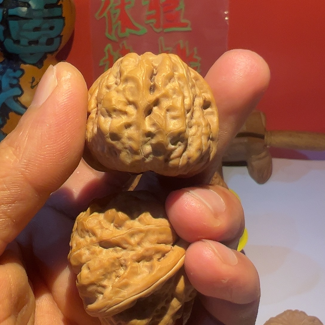 现***在文玩核桃吊坠蛤膜头