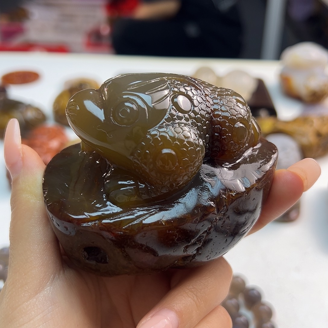 黄***三玛瑙/玉髓未镶嵌颈饰