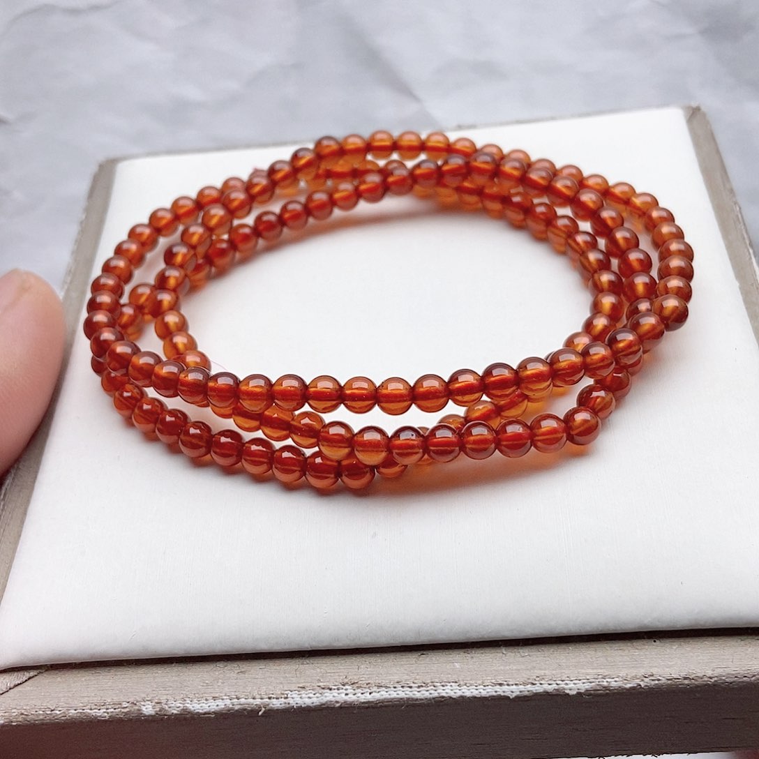 石榴石（芬达石）手链未镶嵌4.5