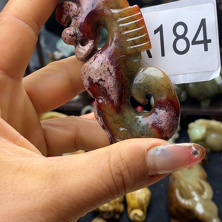 和田玉未镶嵌车挂