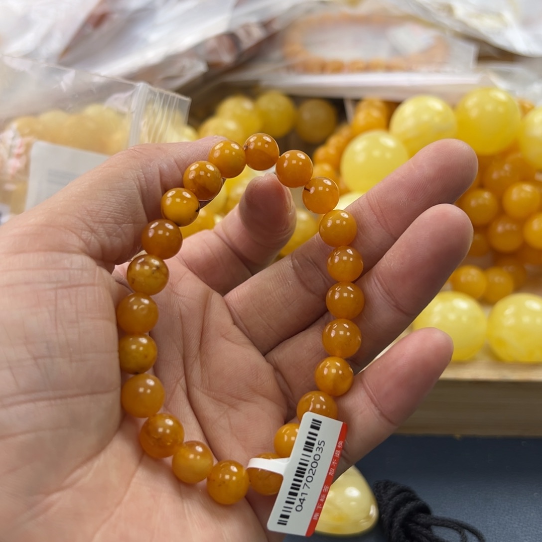 未镶嵌琥珀珠宝奇石