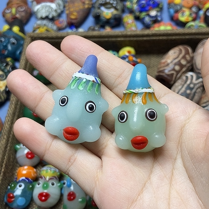 颈饰琉璃微瑕不退换