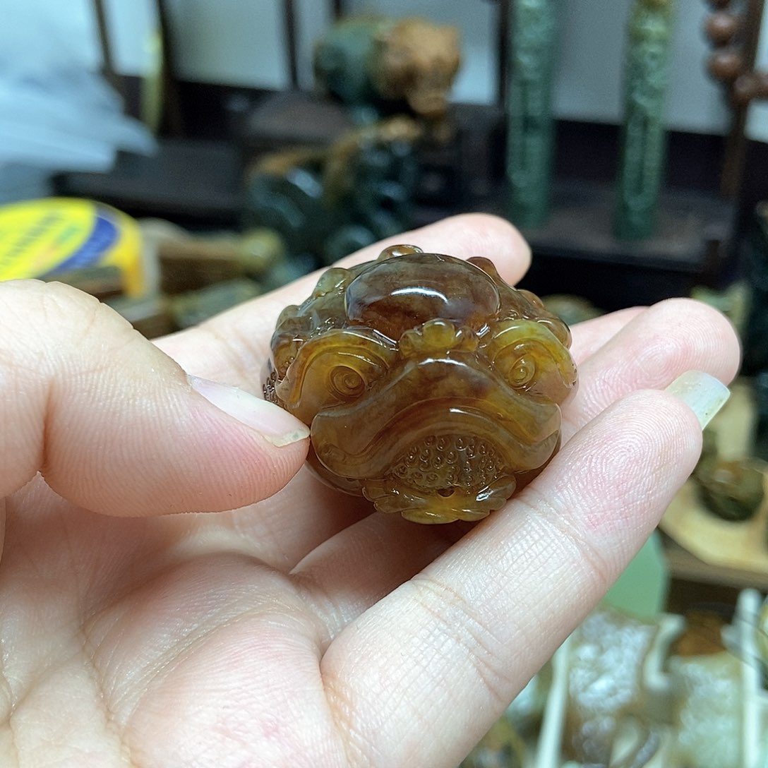 岫岩河磨玉（透闪石质玉）把件未镶嵌西*