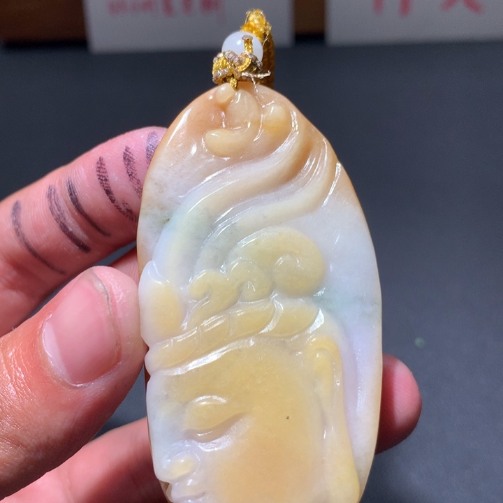 翡翠未镶嵌颈饰保真天然a货翡翠