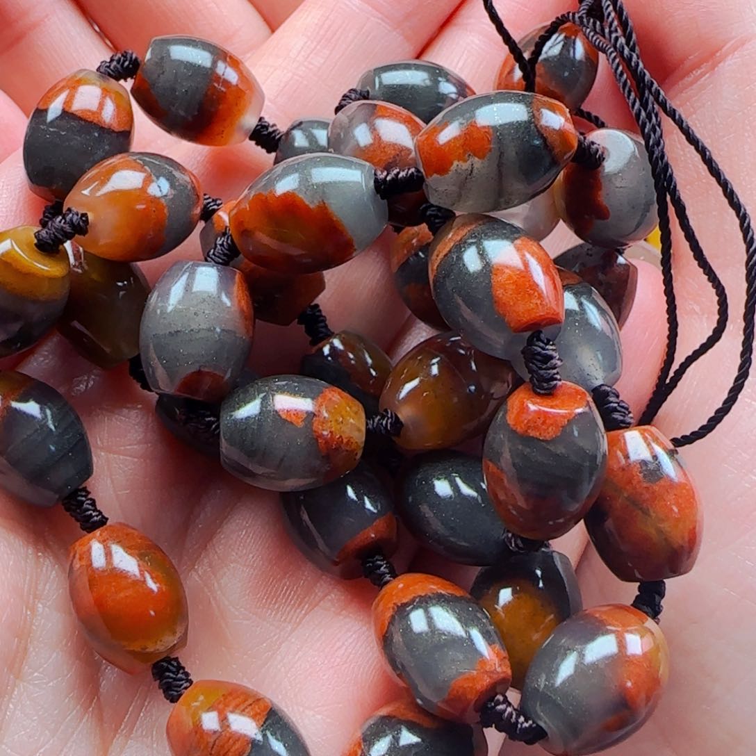 石英质玉（黄龙玉）1未镶嵌天**云