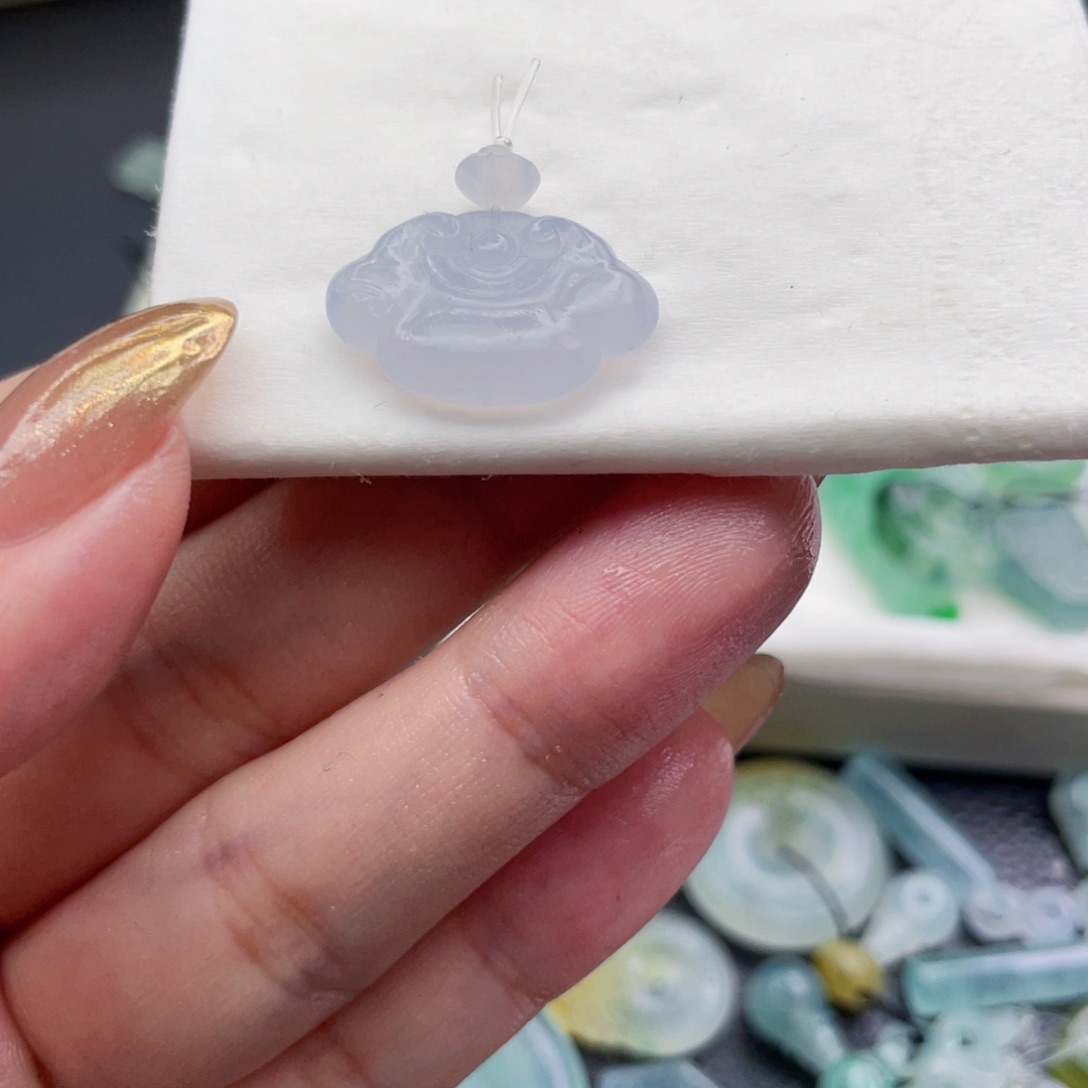 未镶嵌定制翡翠小*萄6845