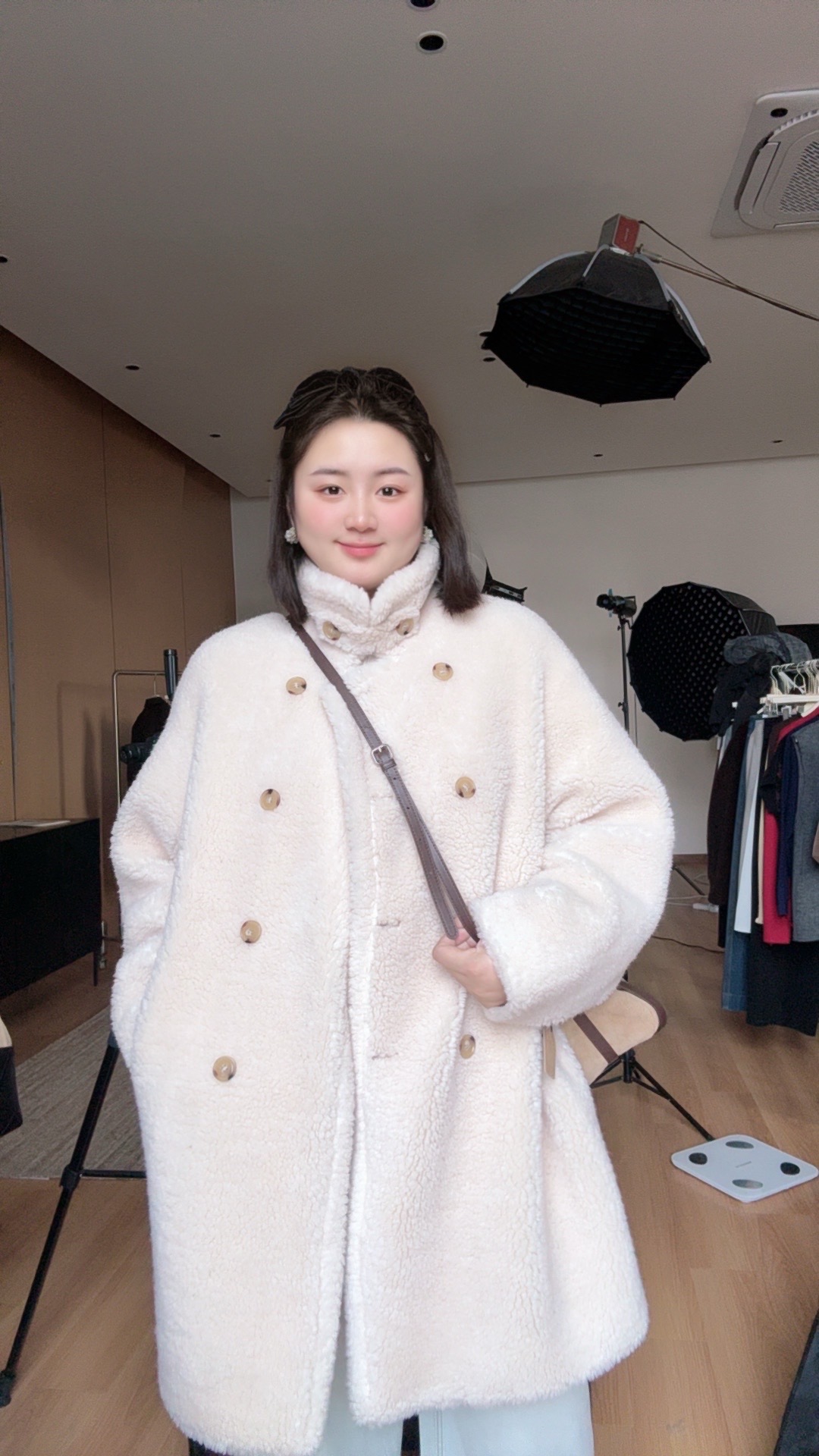 TAOJIA FAMILY【冬日限定】冬季休闲风长款翻领女大码毛呢外套H0003