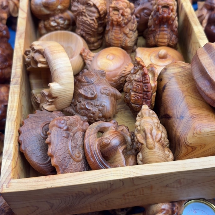 王***哥太行崖柏手把件的设计和制作