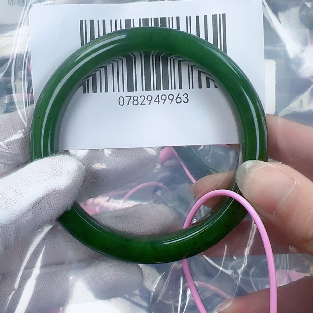 和田玉（碧玉）手镯未镶嵌61