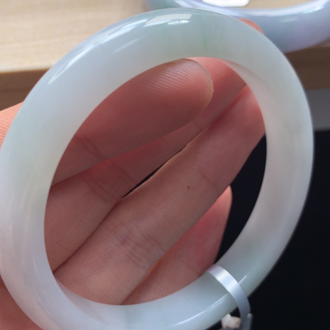 未镶嵌手镯翡翠手镯