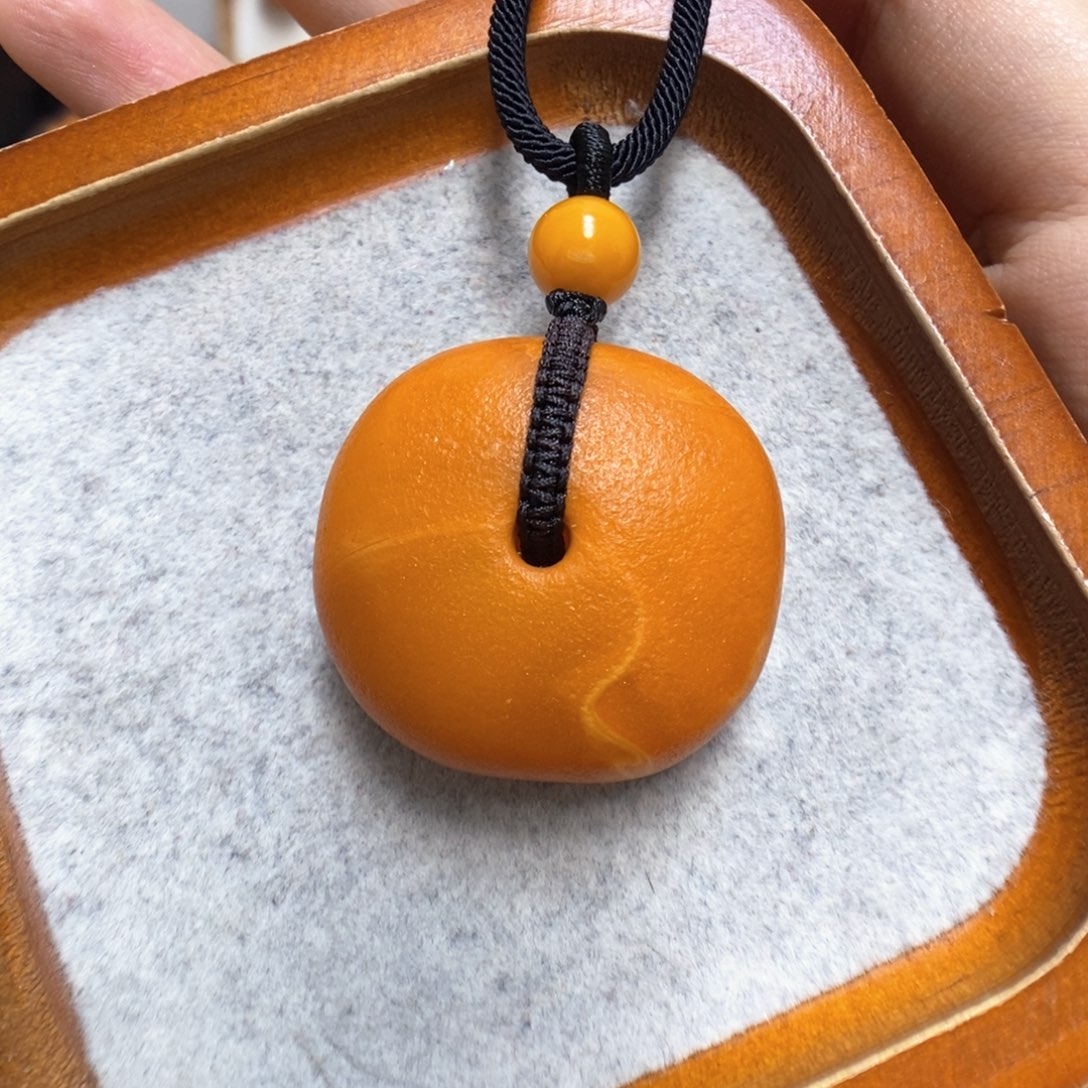 蜜蜡颈饰未镶嵌蜜蜡