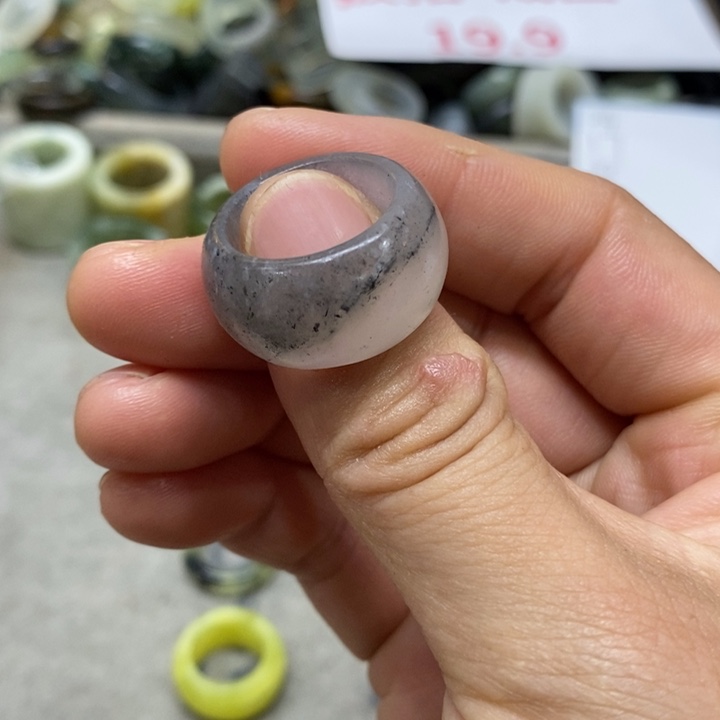 蛇纹石玉未镶嵌戒指58浅***蓝